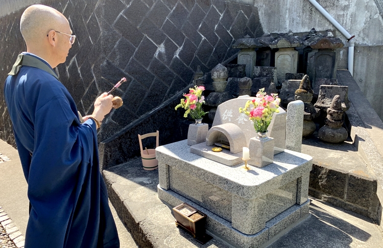 栃木県足利市のお求めやすい墓地、お墓代込一式85万円。管理も安心の瑞泉院境内墓地。宗旨宗派は問わずどなたでもお申込みください。